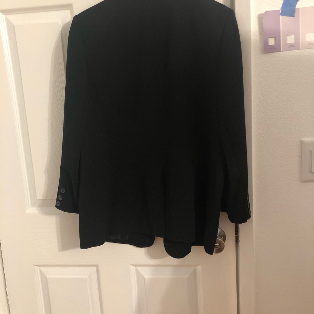 Blazer - Picture 2 of 3